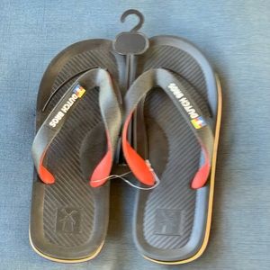 NWOT Dutch Bros Flip flops
